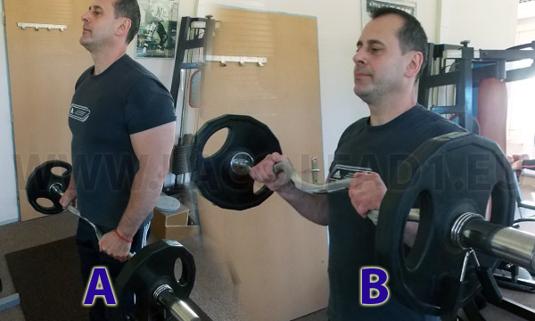 Cvik - Obrátený bicepsový zdvih s SZ-tyčou v stoji