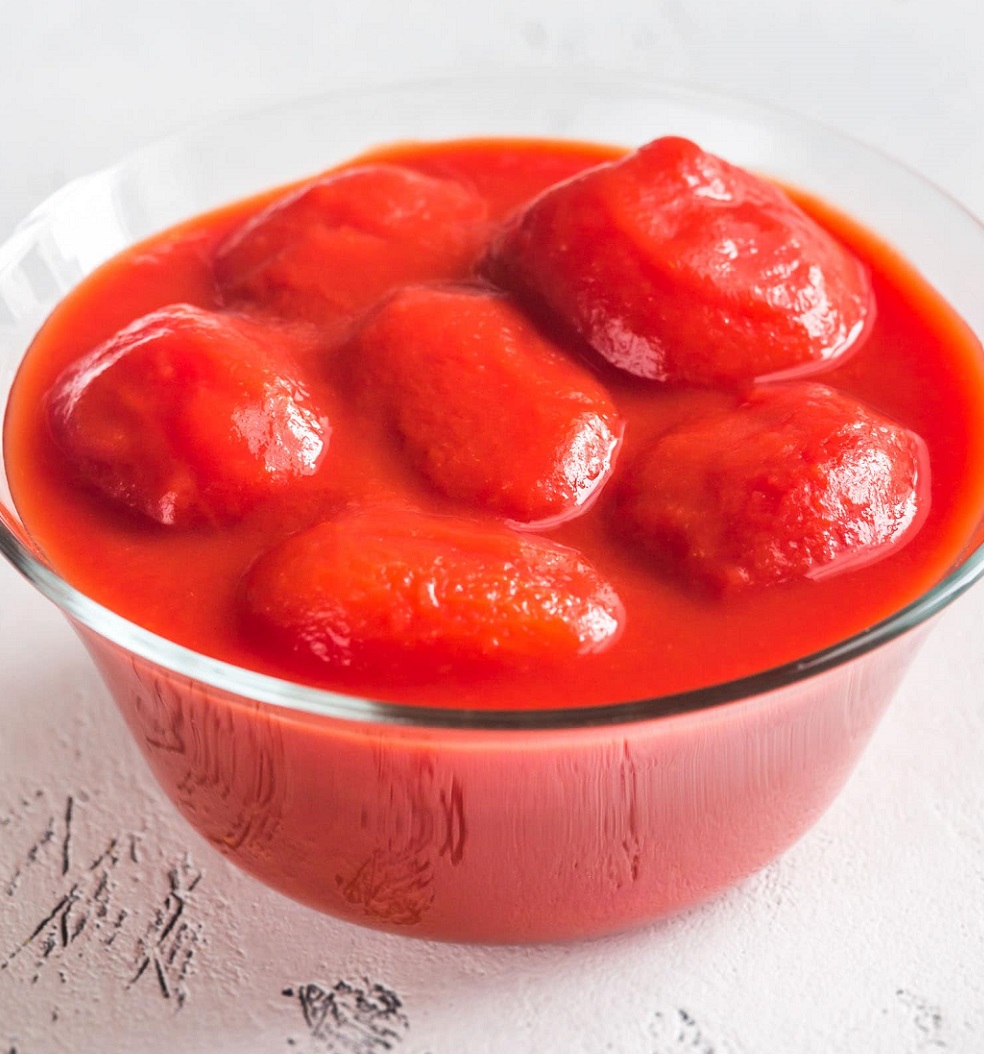 Paradajky lúpané v paradajkovej šťave